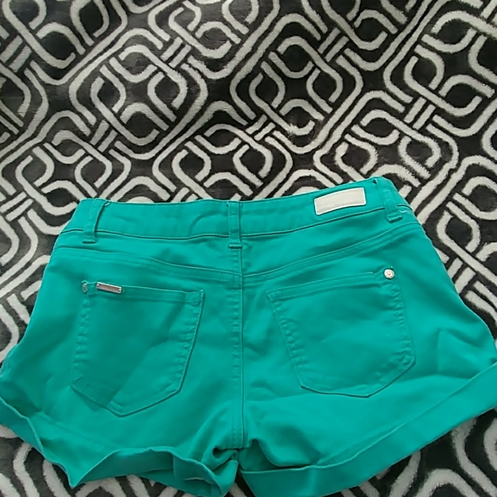 Shorts - Picture 2 of 2
